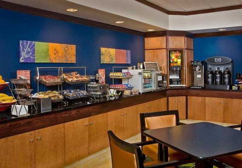 Fairfield Inn And Suites By Marriott Seymour Exteriér fotografie